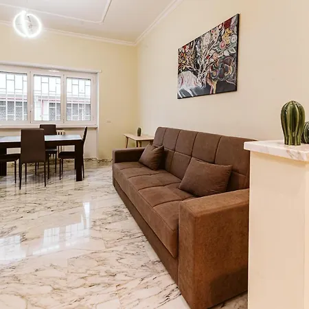 Nikki - Valle Aurelia Apartment *